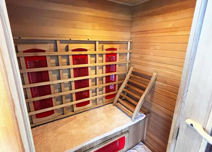 Vidiecky Dom * Leles