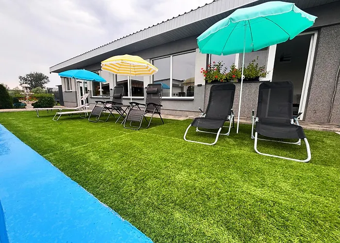 Vidiecky Dom * Leles